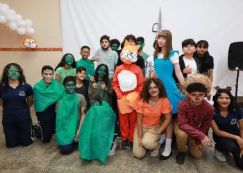 Mais de 6 mil alunos da rede estadual participam do ‘Scratch Day’