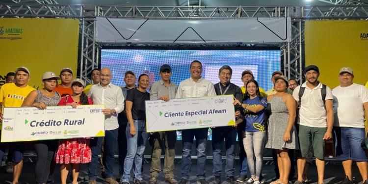 Governo do Amazonas libera mais de R$ 1,1 milhão em crédito para agricultores