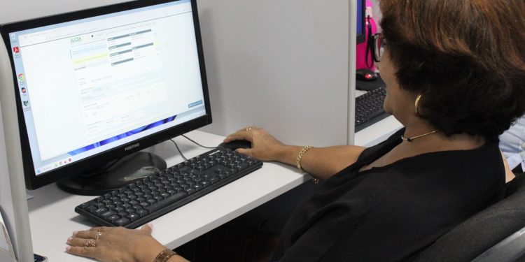 Junta Comercial do Amazonas diminui em 63% o tempo da análise de processos de empresas