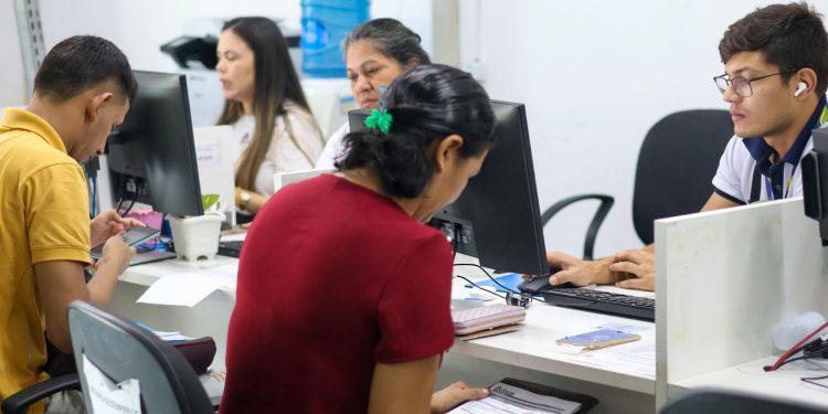 Sine Amazonas divulga 197 vagas de emprego para esta terça-feira