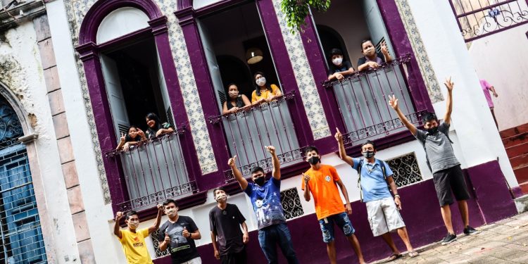 Centro de Medicina Indígena Realiza Oficinas de Artesanato e Grafismo em Manaus