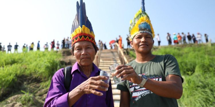 Governo do Amazonas Entrega Estações Móveis de Tratamento de Água