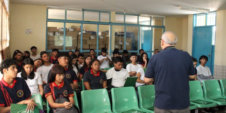 Alunos do 1º ano ampliam conhecimentos sobre a Suframa e a ZFM