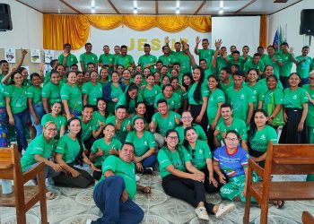 Mais de 300 profissionais de educação participam de formação continuada em Tefé e Fonte Boa