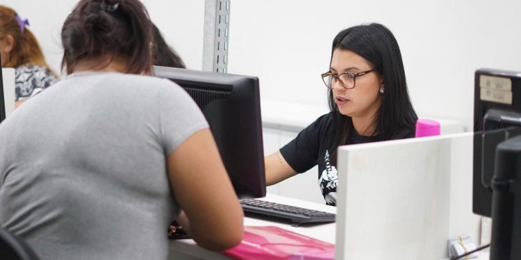 Sine Amazonas divulga 196 vagas de emprego para esta quinta-feira