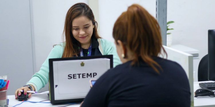 Sine Amazonas divulga 119 vagas de emprego para esta sexta-feira