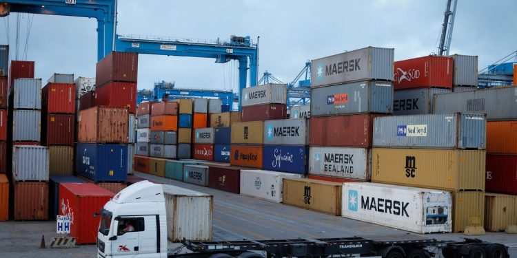 Suframa convoca empresas aduaneiras para cadastramento no novo SCIEX