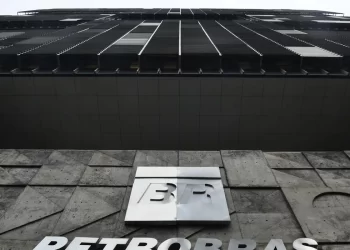 Petrobras vai participar da exploração de petróleo na África do Sul