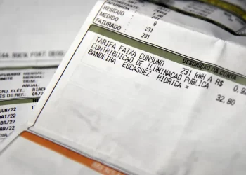 Conta de energia elétrica fica mais cara a partir desta terça-feira (01)