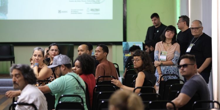 Palacete Provincial promove o diálogo sobre Artes Visuais na Amazônia