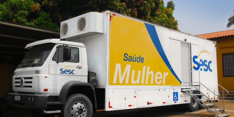 Unidade Móvel Sesc Saúde Mulher segue realizando exames gratuitos