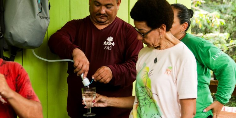 Programa de acesso à água segura no Amazonas e Pará