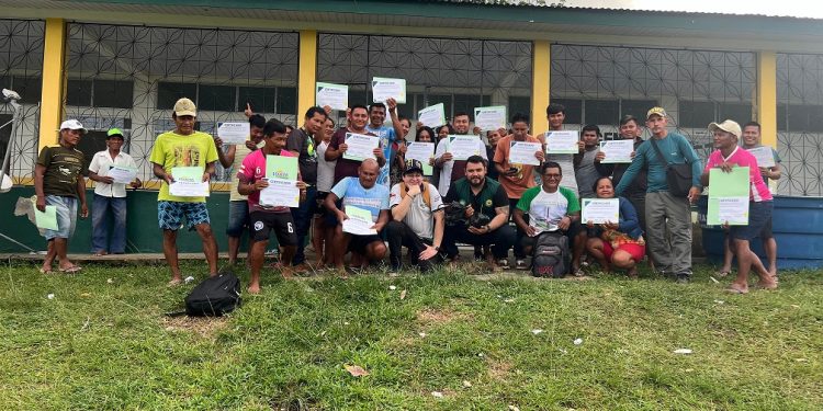 Em Benjamin Constant, 50 produtores rurais indígenas participam de cursos realizados pelo Idam