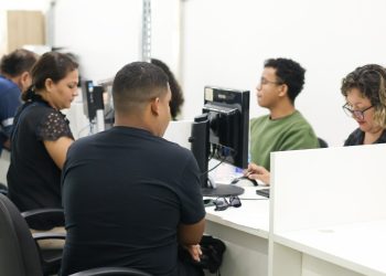 Sine Amazonas divulga 513 vagas de emprego para esta segunda-feira