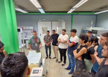 Acadêmicos do oeste do Pará visitam fábrica do PIM