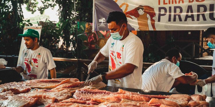 Feira do Pirarucu oferece pescado sustentável com valores a partir de R$ 6