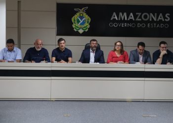 Abono do Fundeb de até R$ 13,5 mil para mais de 32 mil servidores da Educação