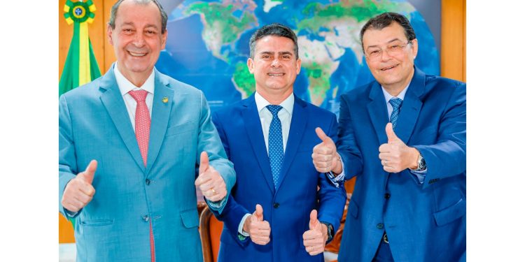 David Almeida destaca Omar Aziz e Eduardo Braga na defesa da Zona Franca