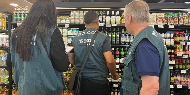 Procon Manaus divulga pesquisa de preços dos principais itens da ceia de Natal