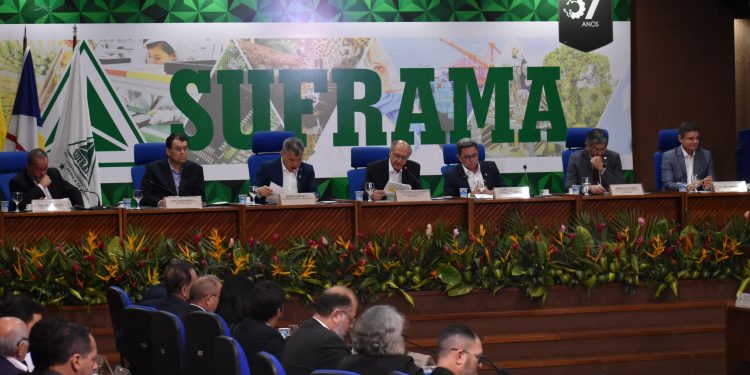 CAS aprova investimentos e celebra manutenção da competitividade da ZFM