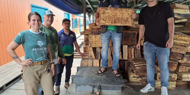 Extrativistas de Lábrea assistidos pelo Idam recebem R$ 1,4 milhão por venda de borracha