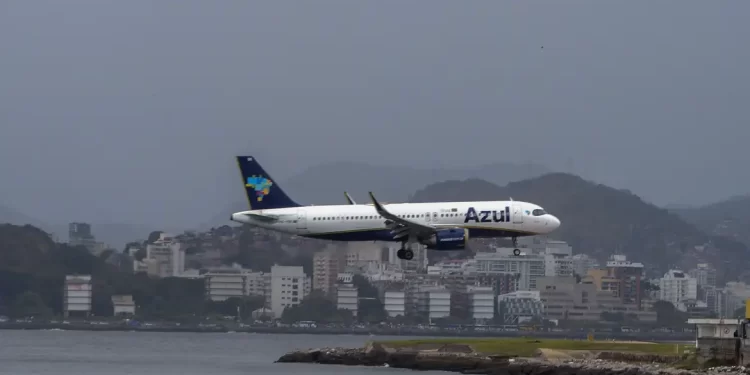 Preço médio de passagens aéreas diminuiu 5,1% em 2024