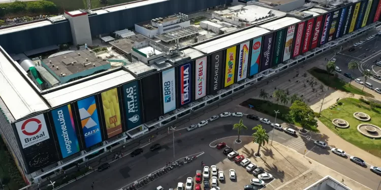 Economia aquecida faz aluguel comercial ter alta recorde