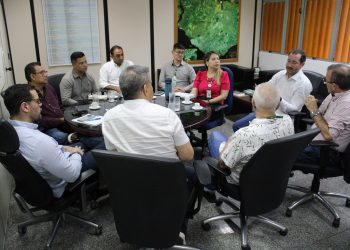 Suframa discute incentivos fiscais para refino de petróleo com Grupo Atem