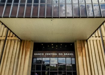 BC reduz previsão do PIB de 2,1% para 1,9% em 2025