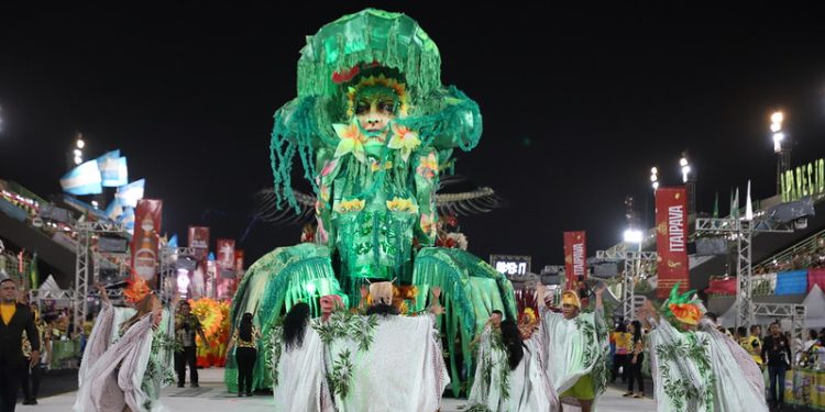 Desfiles das escolas de samba