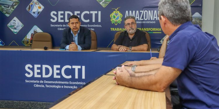 Sedecti discute plano de ação sobre Projeto Piloto do curauá
