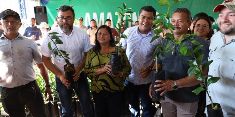 Sepror fomenta agricultura e aquicultura com entregas de mudas, sementes e alevinos