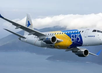 Brasil e Japão assinam acordo para a venda de 20 jatos da Embraer