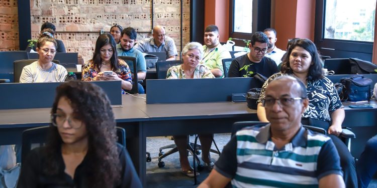 Prefeitura alinha estratégias com o setor de inovação em Manaus