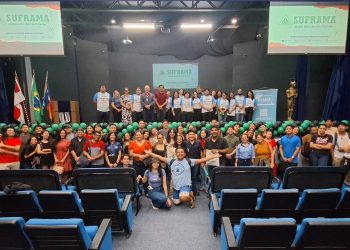 Suframa difunde conhecimento sobre Zona Franca de Manaus entre acadêmicos de Relações Internacionais