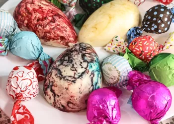 Metade dos brasileiros planeja comprar ovos de Páscoa, aponta pesquisa