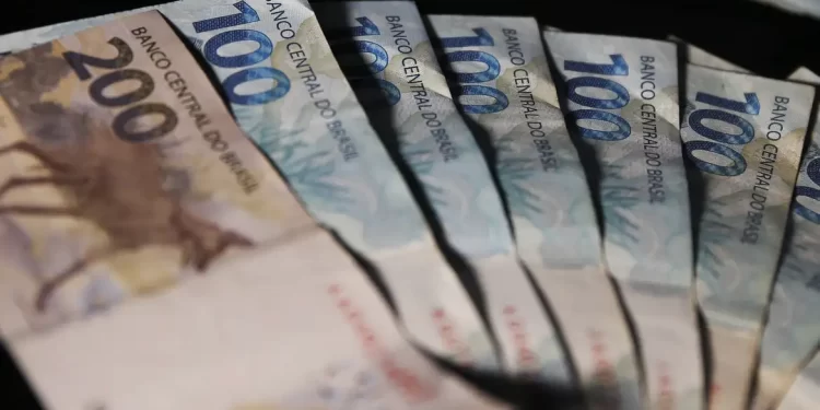 Banco Master divulga lucro de R$ 1 bi em 2024