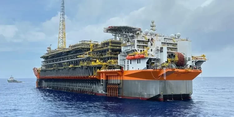 Petrobras descobre óleo de