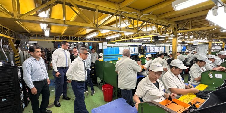 Suframa visita Yasufuku Polímeros no Polo Industrial de Manaus
