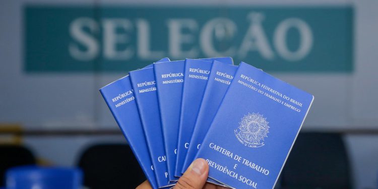 Sine Manaus oferta 252 vagas de emprego nesta terça–feira, 8/7