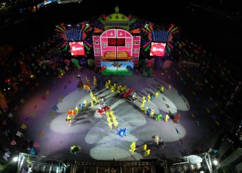 Festival Folclórico do Amazonas 2025 inicia a Categoria Ouro com emoção e casa cheia