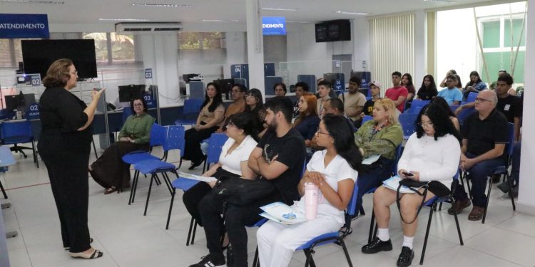 Capacitação de jovens pensionistas em Manaus: Prefeitura oferece acesso ao mercado de trabalho