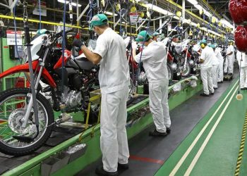 Indústria de Motocicletas em Alta: Produção no Polo de Manaus Cresce 15,3% no 1º Semestre de 2025