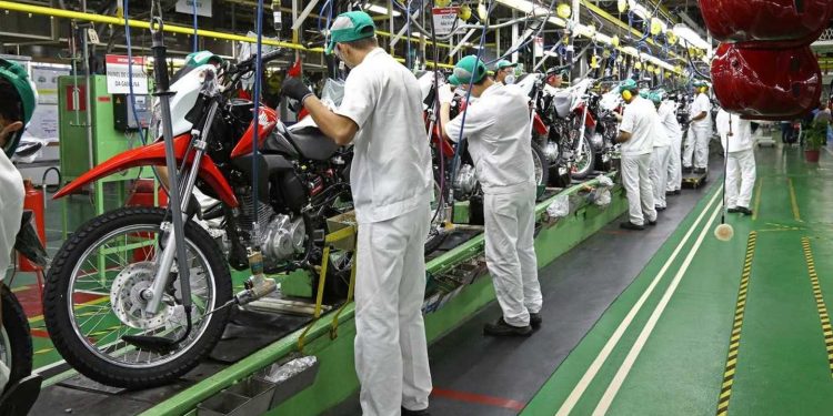 Indústria de Motocicletas em Alta: Produção no Polo de Manaus Cresce 15,3% no 1º Semestre de 2025