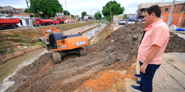 Investimentos em saneamento básico em Manaus avançam forte
