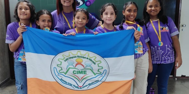 Liga do Oceano Curumim Tech conquista título na Mostra Nacional de Robótica 2025