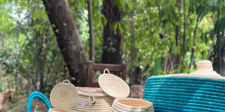 Feira de Empreendedorismo Indígena promove geração de renda em Manaus