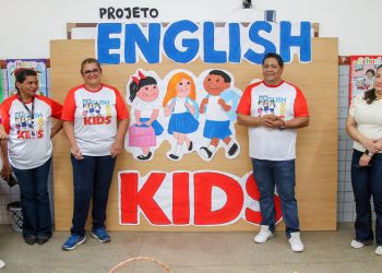 Projeto English For Kids em Manaus: aprendizado de inglês para crianças da zona rural