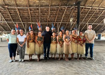 Orquestra na Floresta promove encontro entre música clássica e indígena em Manaus