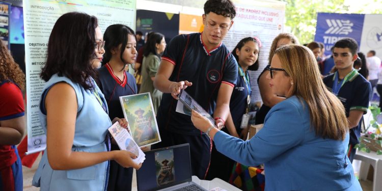 Feira de Inovação Educação Amazonas destaca projetos científicos
